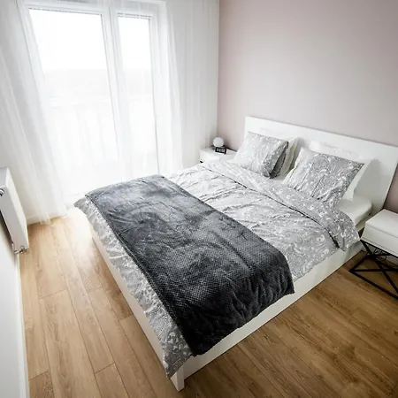 View Apartment-free Parking